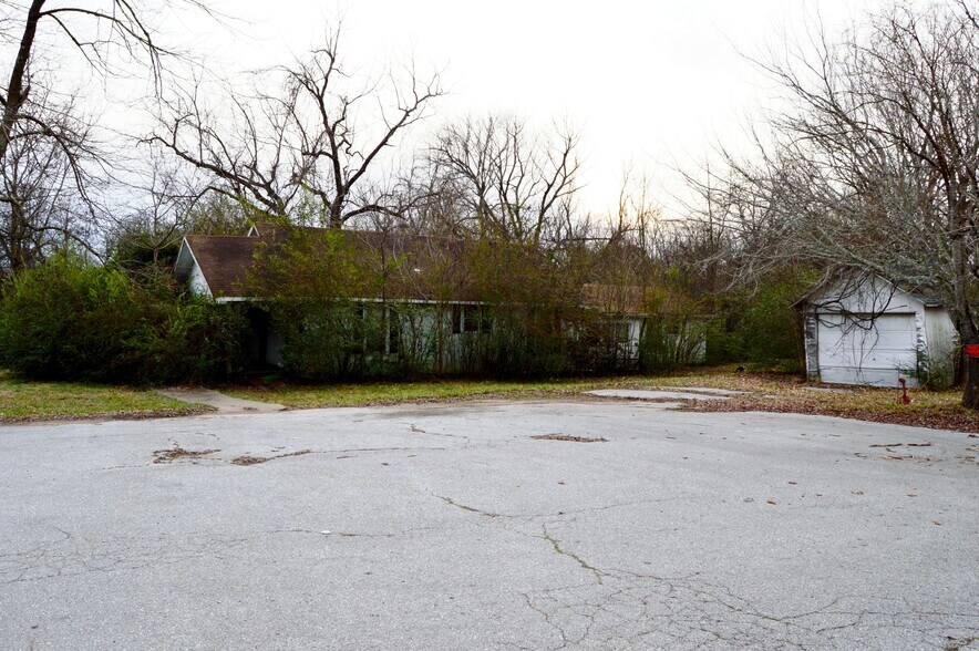 681 Ash Flat Dr, Ash Flat, AR 72513 Restaurant For Sale