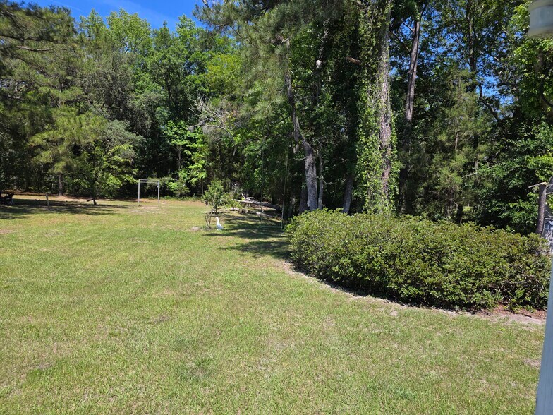More Photos Of 220 SE Rose Cove Gln, Lake City Manufactured Housing Mobile Home Park For Sale