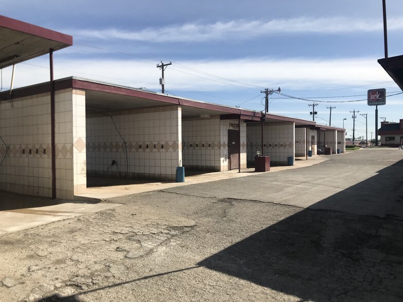 More Photos Of 1733 Bandera Rd, San Antonio Carwash For Sale