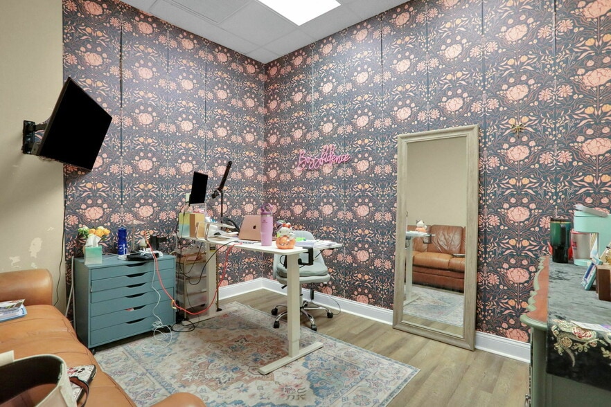 More Photos Of 12428 San Jose Blvd, Jacksonville Office For Sale