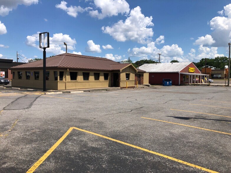 Primary Photo Of 408 N 12th St, Murray Freestanding For Sale