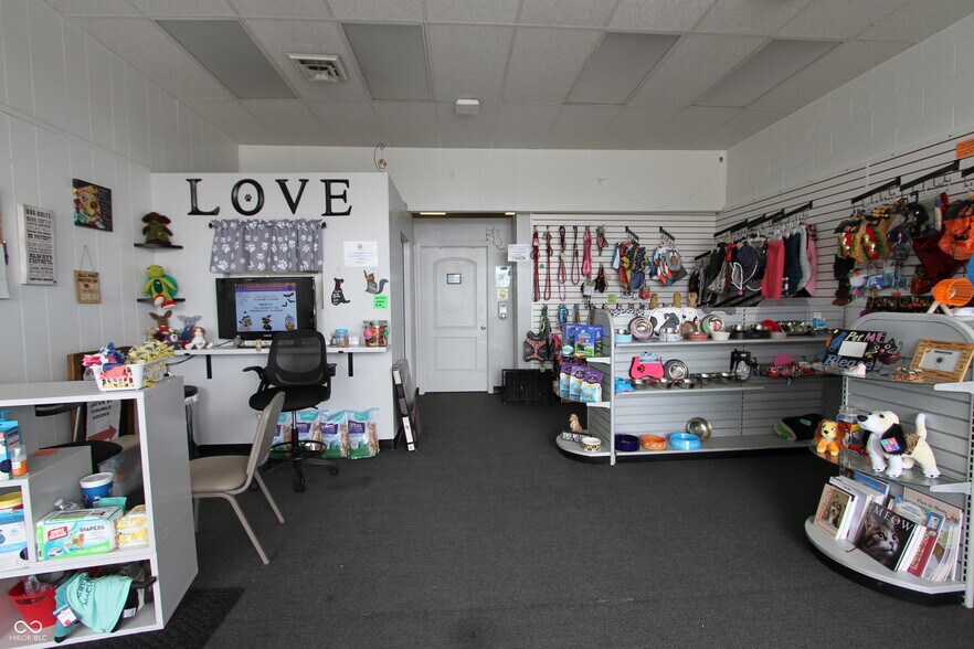 More Photos Of 1244 W Main St, Greenfield General Retail For Sale