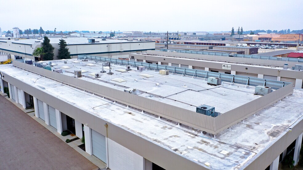 More Photos Of 1401 N Clovis Ave, Fresno Light Distribution For Sale