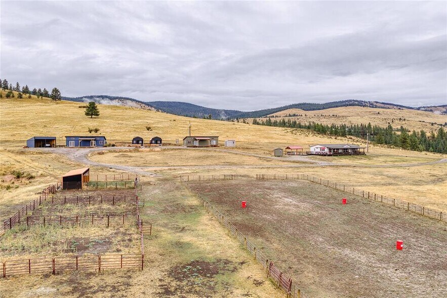 More Photos Of 7000 Browns Meadow Rd, Niarada Multifamily For Sale