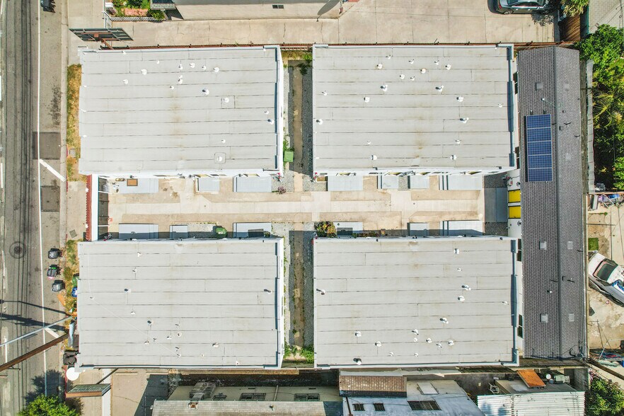 More Photos Of 5926 S Hoover St, Los Angeles Apartments For Sale