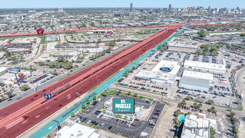 More Photos Of 6501 SW Freeway, Houston Restaurant For Sale