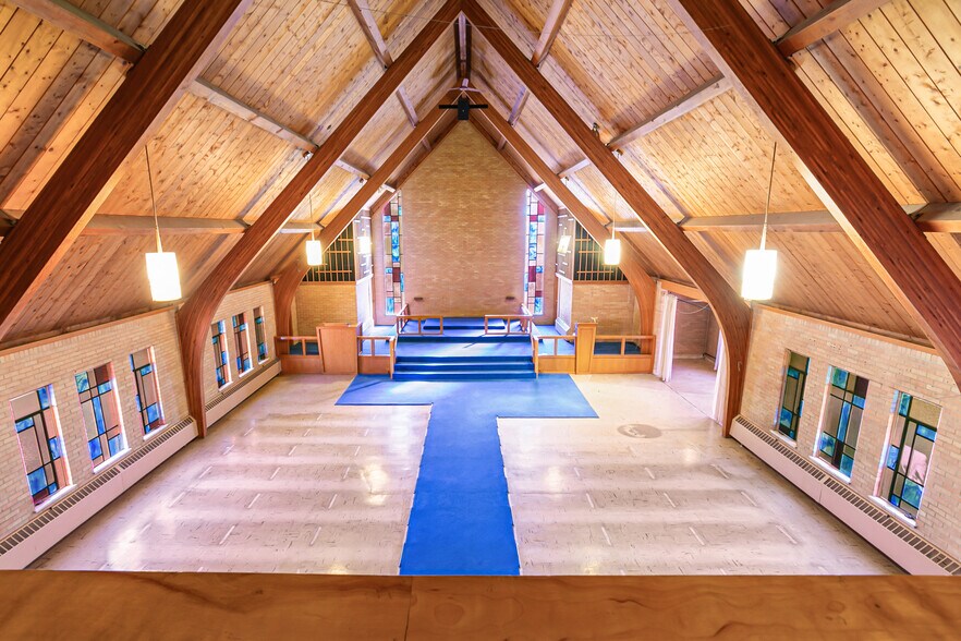 More Photos Of 3955-3995 N Irving St, Denver Religious Facility For Lease