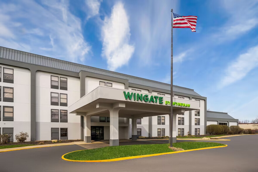 Primary Photo Of 210 Executive Dr, Cranberry Township Hotel For Sale