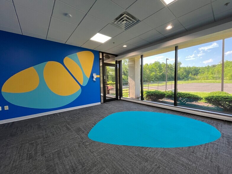 More Photos Of 11 Interstate Dr, West Springfield Office For Lease