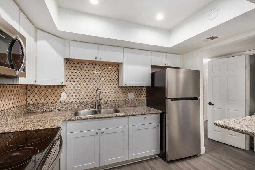 More Photos Of , Phoenix Multifamily For Sale