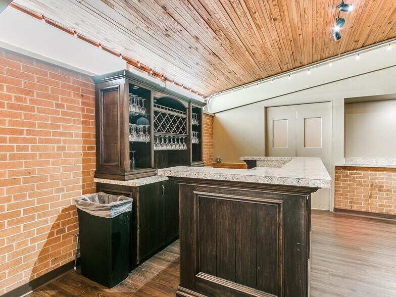 More Photos Of 2254 W Meyers Cir, Choctaw Lodge Meeting Hall For Sale