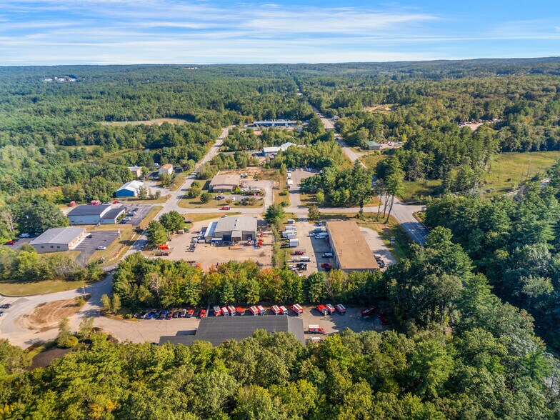 More Photos Of 28 Commercial Ct, Auburn Manufacturing For Sale
