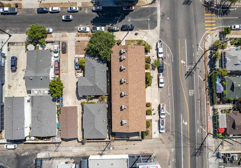 More Photos Of 6003 Craner Ave, North Hollywood Apartments For Sale
