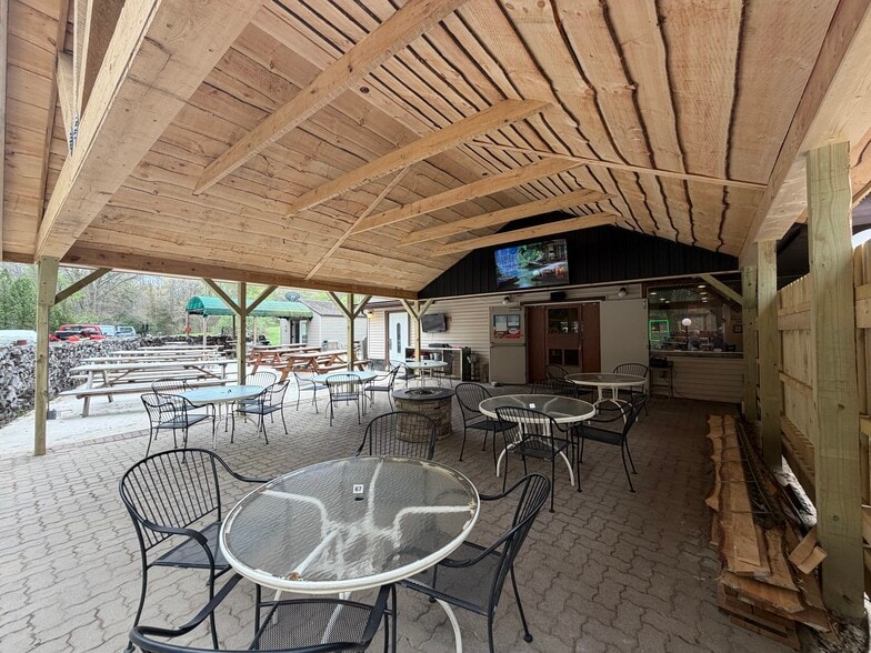 More Photos Of 12227-12229 Seymour Rd, Grass Lake Restaurant For Sale