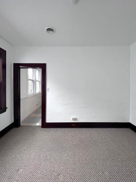 More Photos Of 1947-1949 Coltman Rd, Cleveland Apartments For Sale