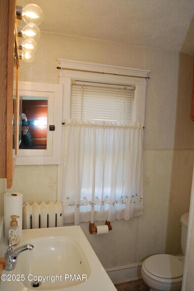 More Photos Of 630 N Courtland St, East Stroudsburg Multifamily For Sale