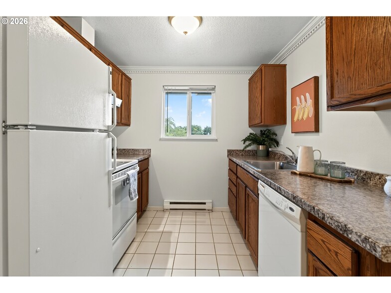 More Photos Of 12480 SW Gingham Ln, Beaverton Apartments For Sale