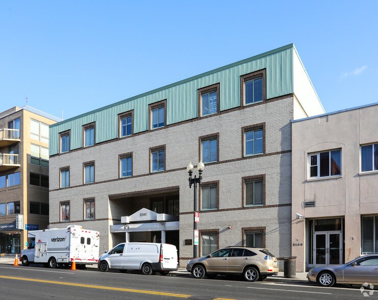 More Photos Of 2141 Wisconsin Ave NW, Washington Apartments For Lease