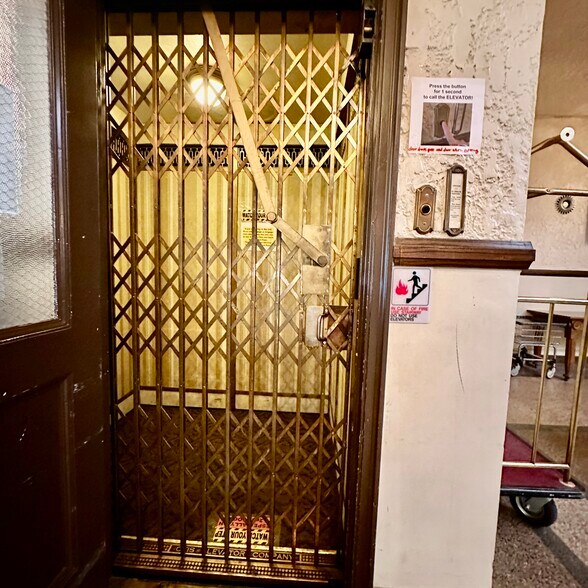 More Photos Of 925 1st Ave, Monte Vista Hotel For Sale