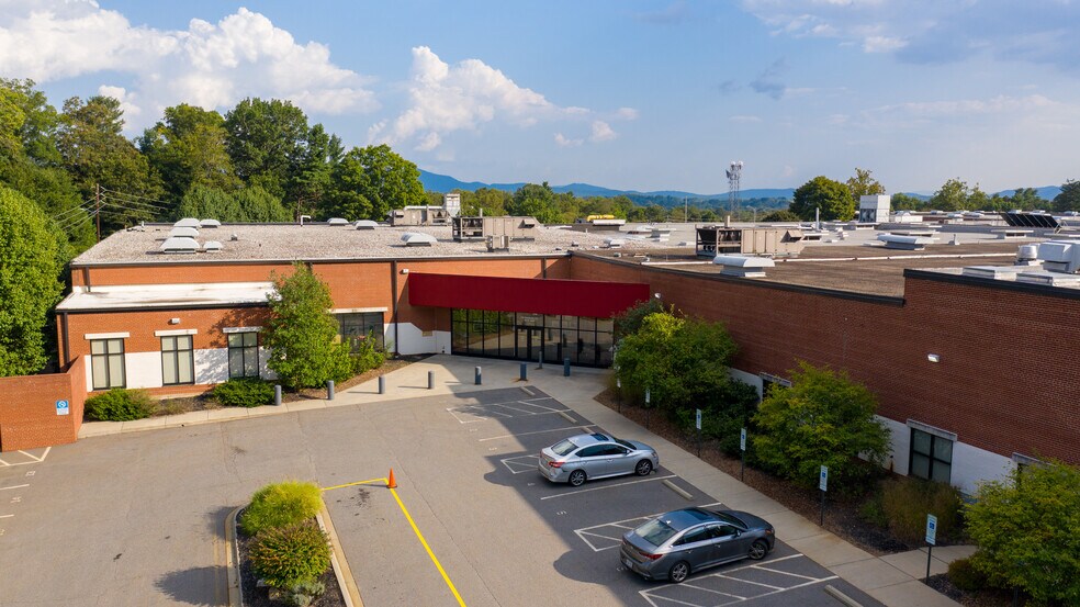 More Photos Of 128 Bingham Rd, Asheville Light Manufacturing For Sale