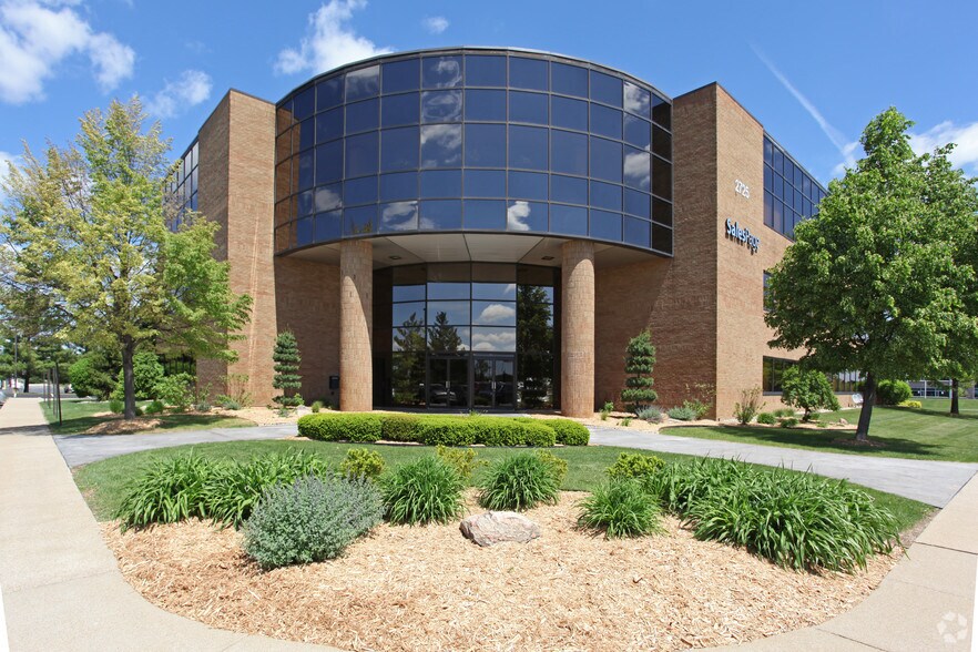 More Photos Of 2725 Airview Blvd, Kalamazoo Office For Lease