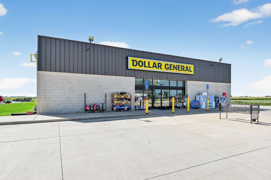 More Photos Of 105 E Falcon Hwy, Flanagan General Retail For Sale
