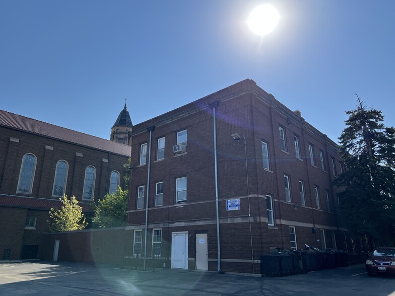 More Photos Of 5212 W Agatite Ave, Chicago Religious Facility For Sale