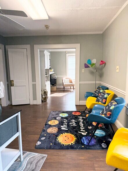 More Photos Of 403 S Logan St, Gaffney Office For Sale