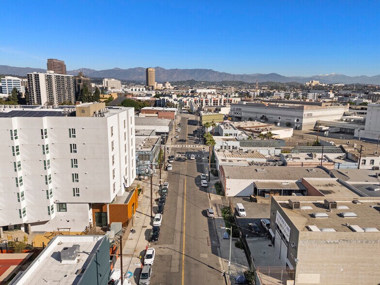 More Photos Of 410-414 Towne Ave, Los Angeles Warehouse For Sale