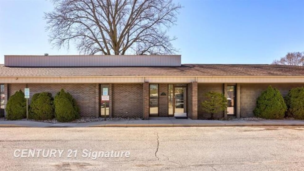 More Photos Of 3167 Enterprise Dr, Saginaw Office For Sale