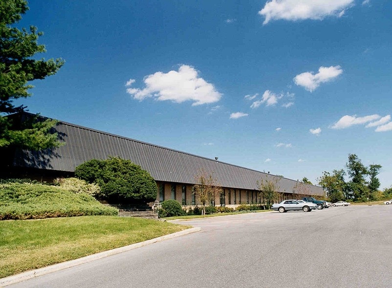 Primary Photo Of 614 Heron Dr, Swedesboro Warehouse For Lease
