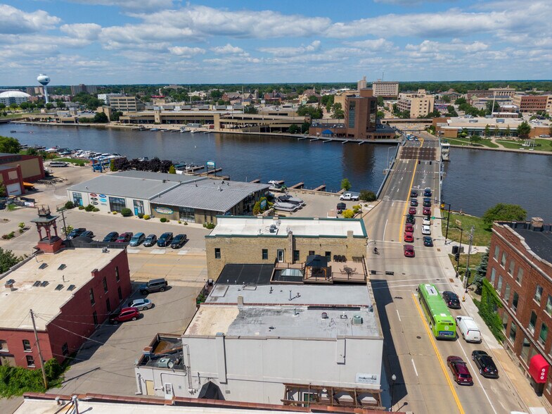 More Photos Of 601-607 S Main St, Oshkosh Office Residential For Sale