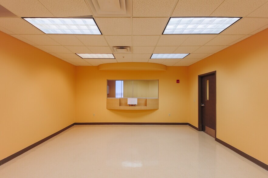 More Photos Of 3270 Joe Battle Blvd, El Paso Medical For Lease