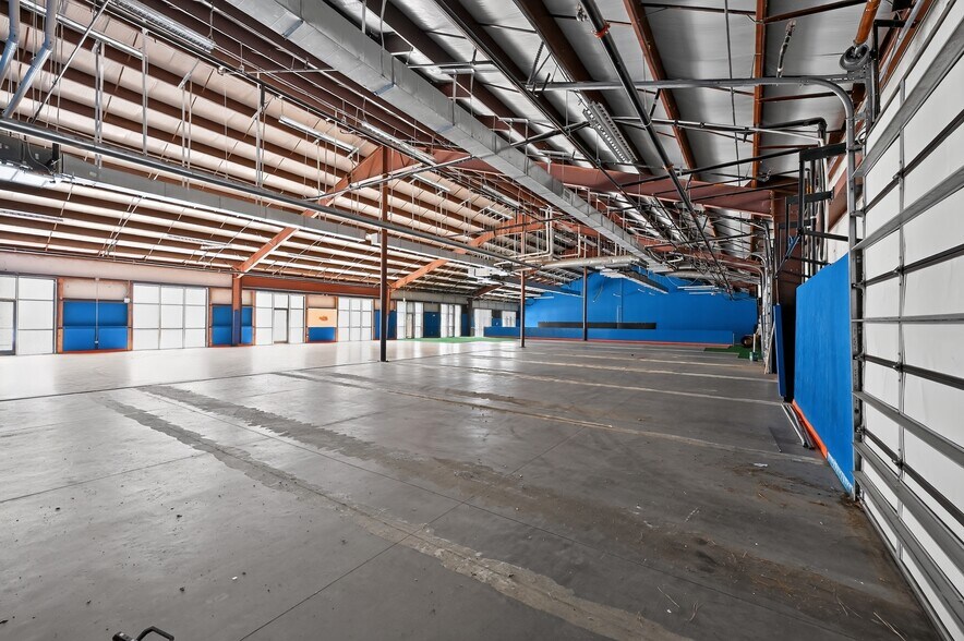 More Photos Of 3201 Northside Dr, Raleigh Light Distribution For Lease