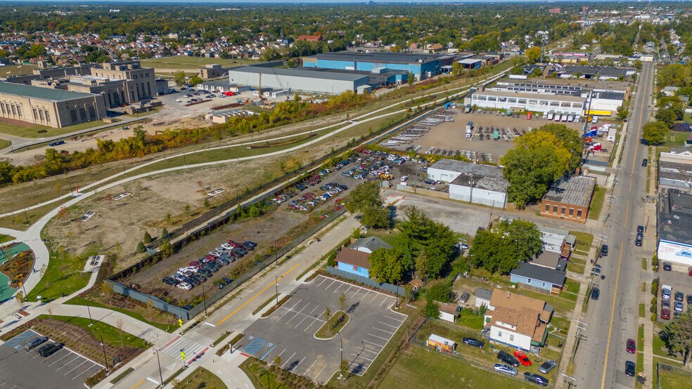 More Photos Of 7780 Majestic Ave, Detroit Warehouse For Sale