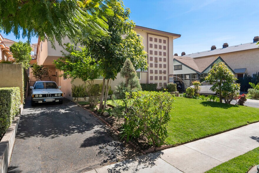 More Photos Of 530 N Maryland Ave, Glendale Apartments For Sale