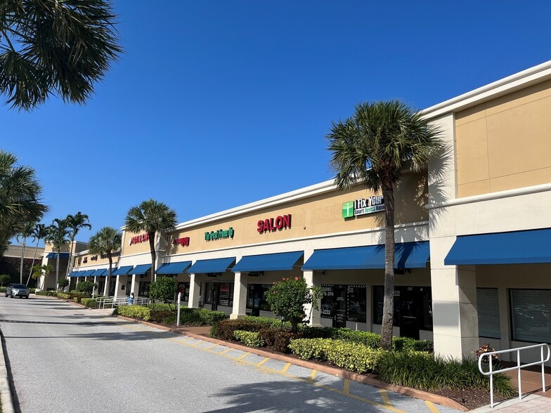 More Photos Of 75 E Indiantown Rd, Jupiter Unknown For Lease
