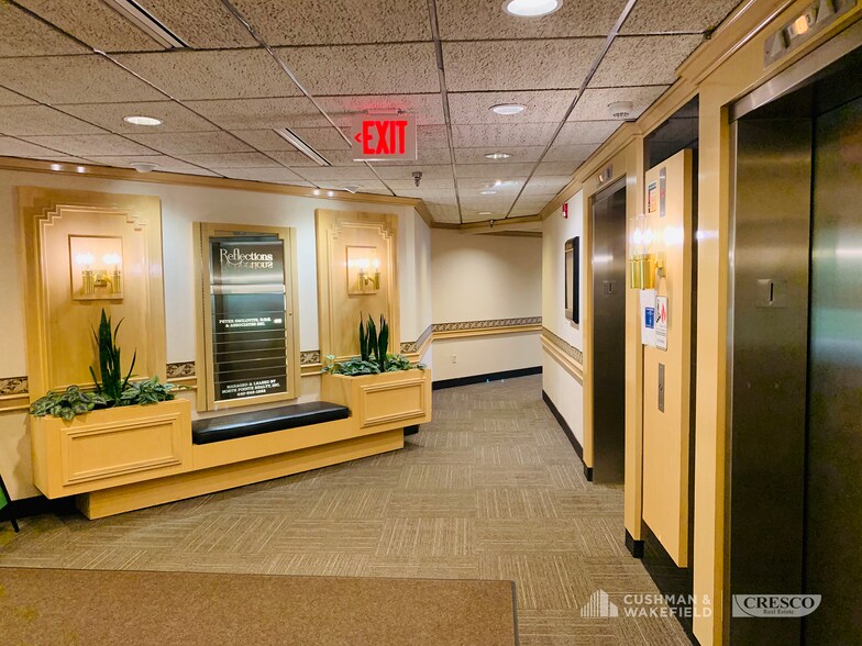 More Photos Of 24400 Chagrin Blvd, Beachwood Office For Lease