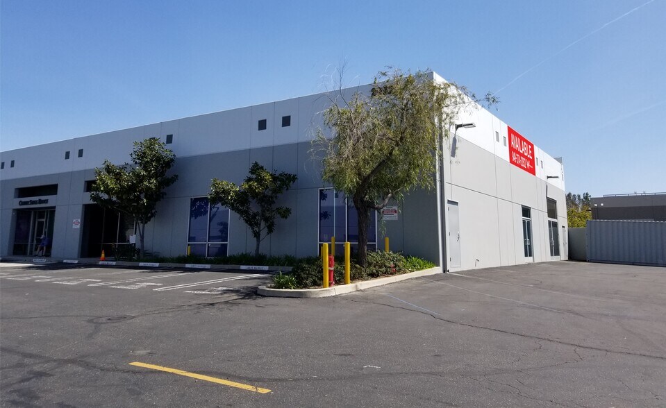 More Photos Of 29826-29832 Avenida De Las Banderas, Rancho Santa Margarita Warehouse For Lease
