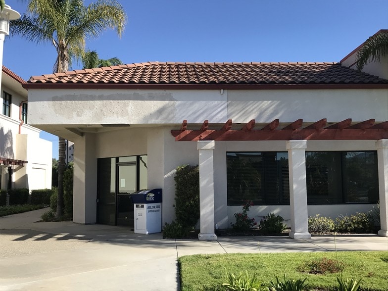 More Photos Of 31685 Temecula Pky, Temecula Freestanding For Lease