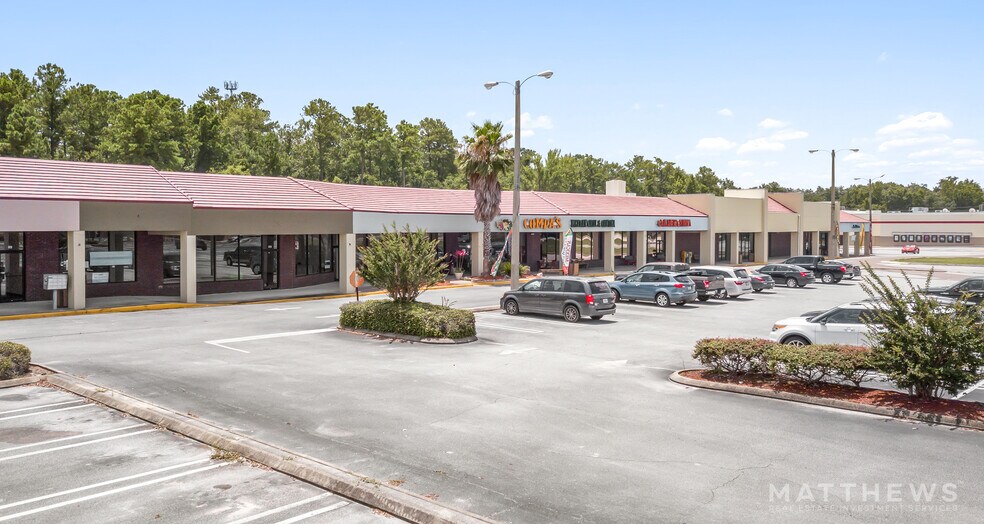 More Photos Of 101-143 City Smitty Dr, Saint Marys Storefront For Sale