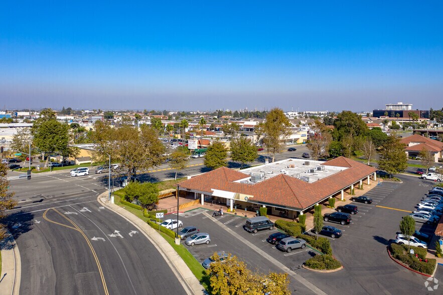 More Photos Of 21201-21327 Hawthorne Blvd, Torrance Unknown For Sale