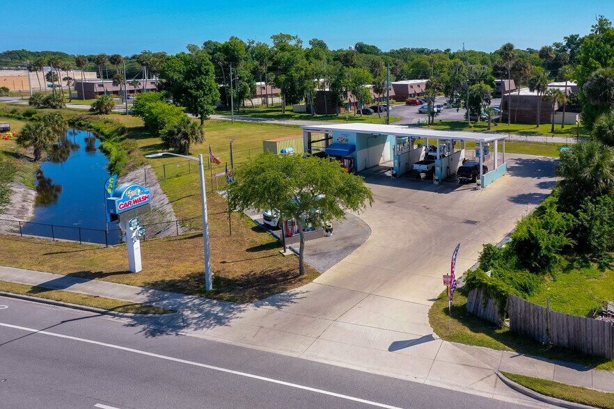 Primary Photo Of 1451 N Nova Rd, Daytona Beach Carwash For Sale