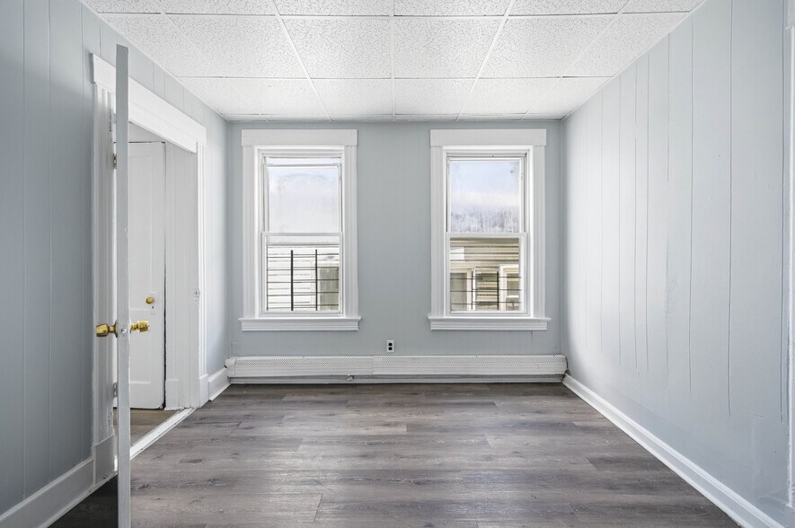 More Photos Of 4 Convent Ave, Yonkers Apartments For Sale