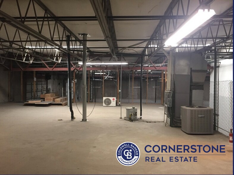 More Photos Of 6450 E Yellowstone Hwy, Evansville Warehouse For Lease