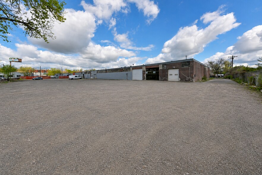 More Photos Of 210 S Newman St, Hackensack Manufacturing For Lease