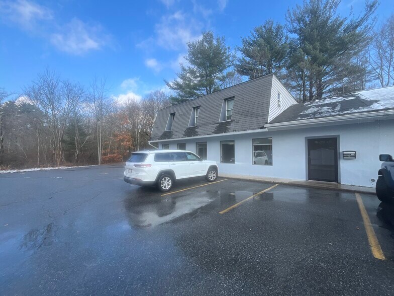 More Photos Of 447 E Central St, Franklin Storefront For Lease