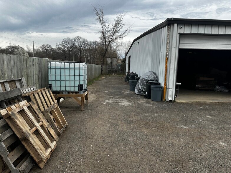 5300 Pleasant View Rd, Memphis, TN 38134 Warehouse For Sale