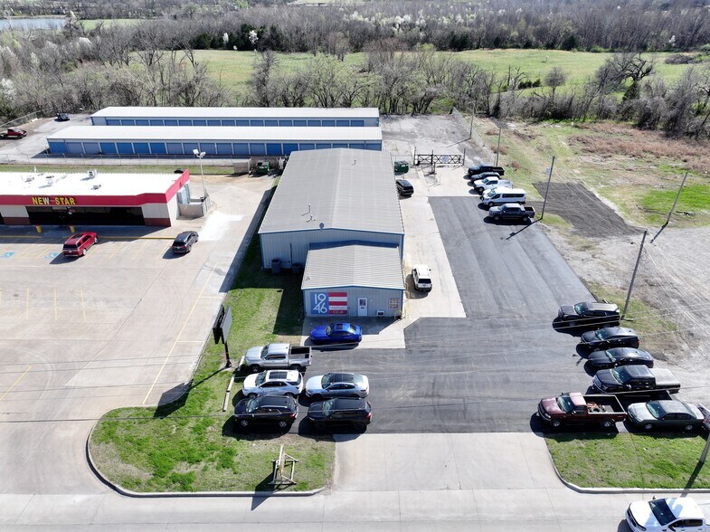 More Photos Of 1001 E Will Rogers Blvd, Claremore Auto Repair For Lease