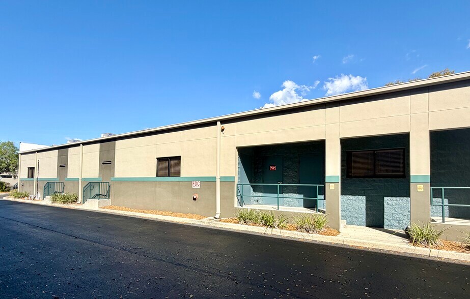 More Photos Of 7545 Little Rd, New Port Richey Office For Sale